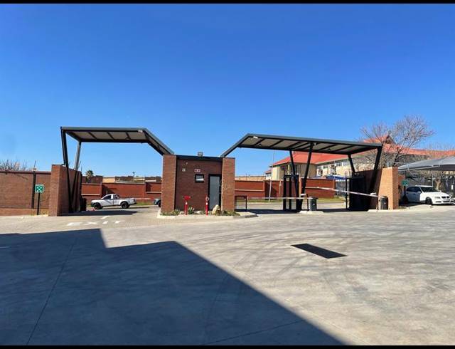 INDUSTRIAL PROPERTY TO RENT IN SAMRAND BUSINESS PARK
